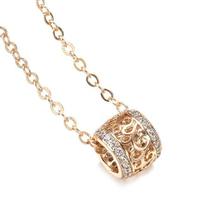 Wholesale Women's Copper Pendant Necklace With Mixed Gem Inlay Leaves Wave Pattern Hollowout Design Ochain