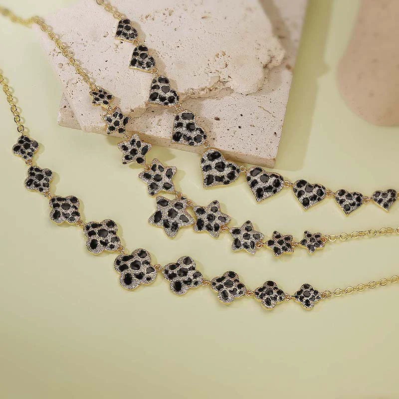 Wholesale Women's Copper Starshaped Retro Hiphop Snake Print Leopard Print Love Necklace With Dripping Oil Design - Image 2