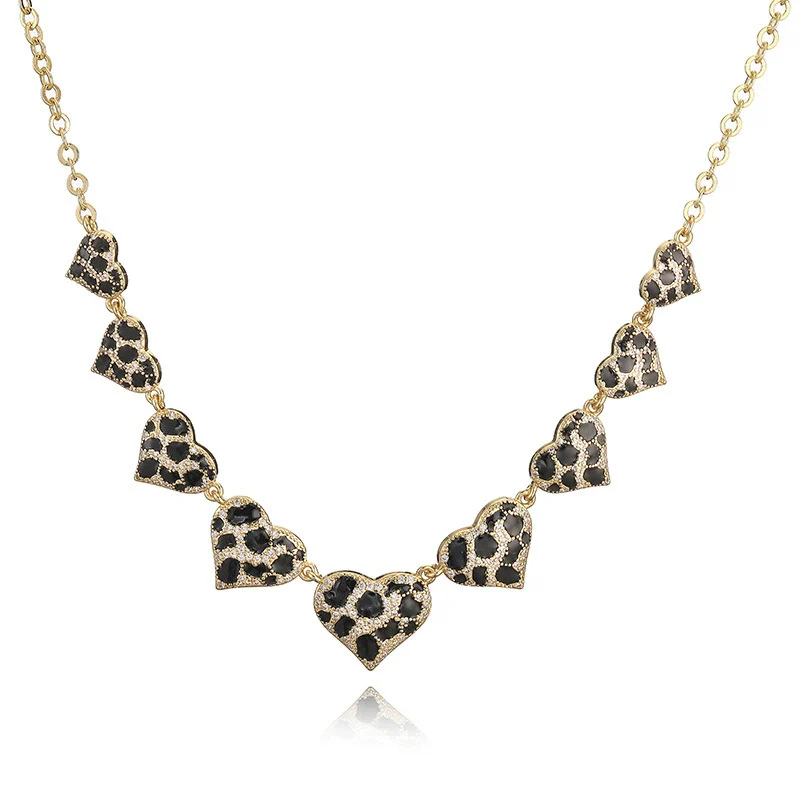 Wholesale Women's Copper Starshaped Retro Hiphop Snake Print Leopard Print Love Necklace With Dripping Oil Design - Image 8