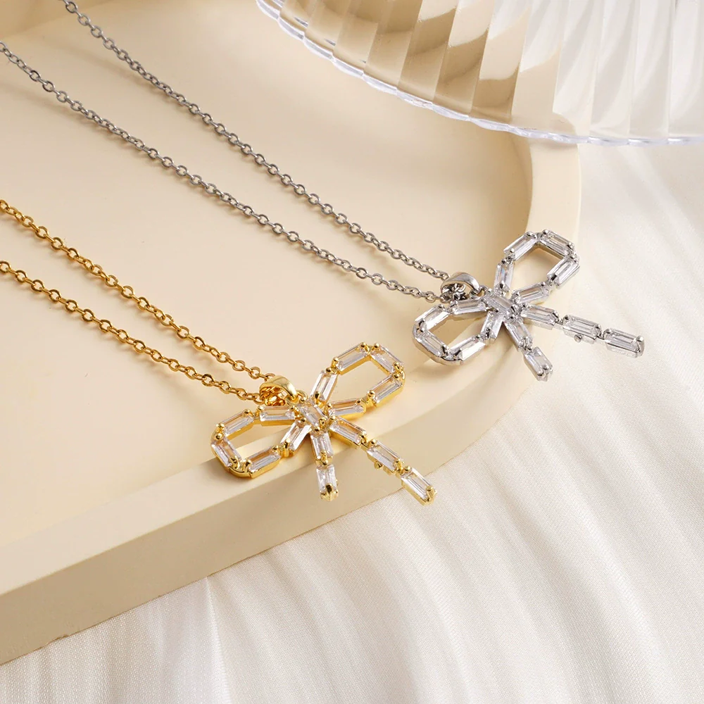 Wholesale Women's Copper Zircon O Chain Necklace With Mixed Gemstone Inlay Bow Tie Pendant Electroplated Vintage Light Luxury Style - Image 3