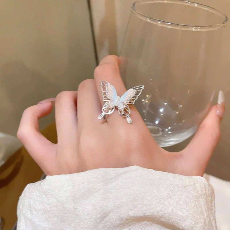 Wholesale Women's Copper Zircon Ring With Butterfly Animal Pattern And Electroplating Design - Image 6