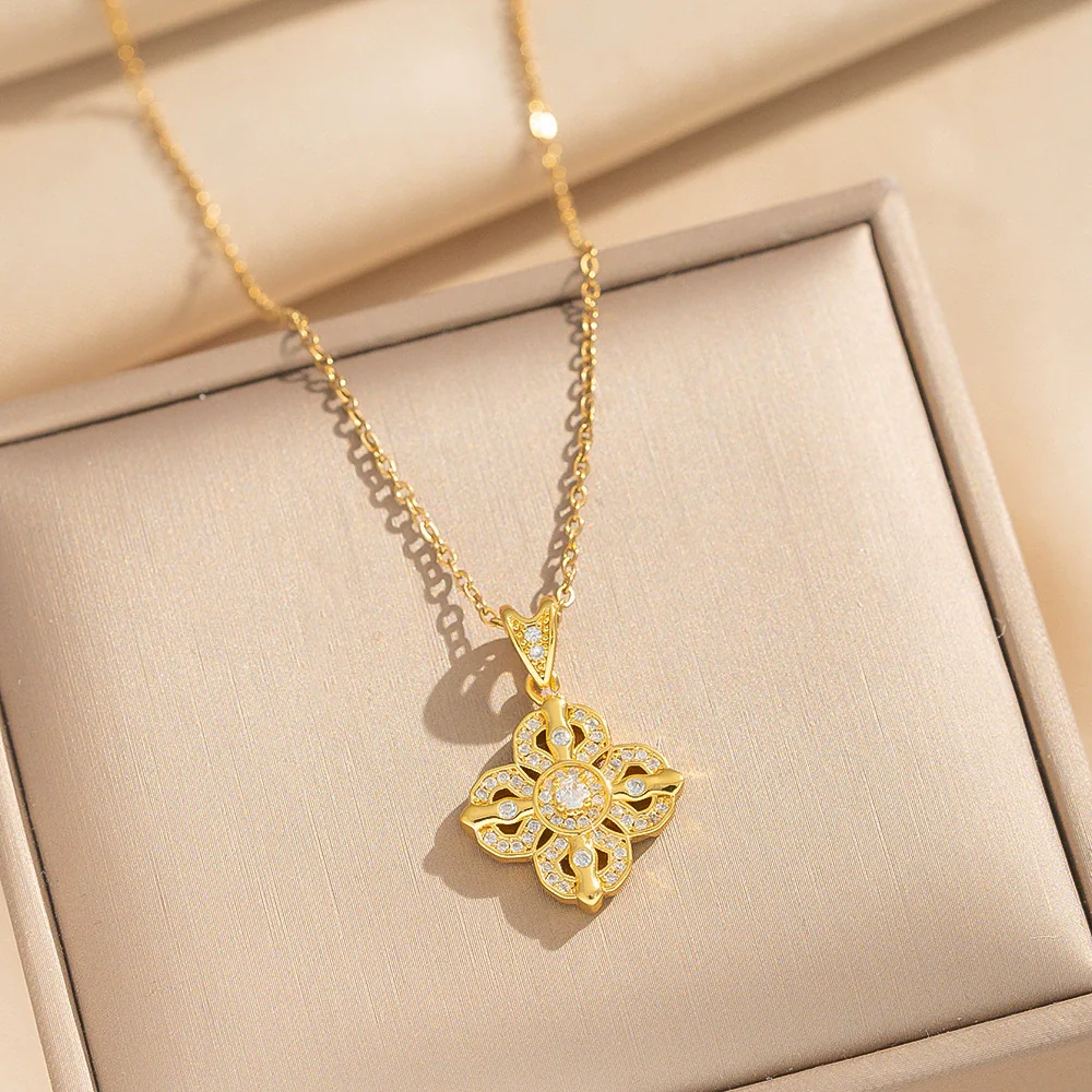 Wholesale Women's Crossroads Chain Necklace With Rhombus Pendant In Titanium Steel And Copper Zircon Gold Plated Light Luxury Geometric Style - Image 2