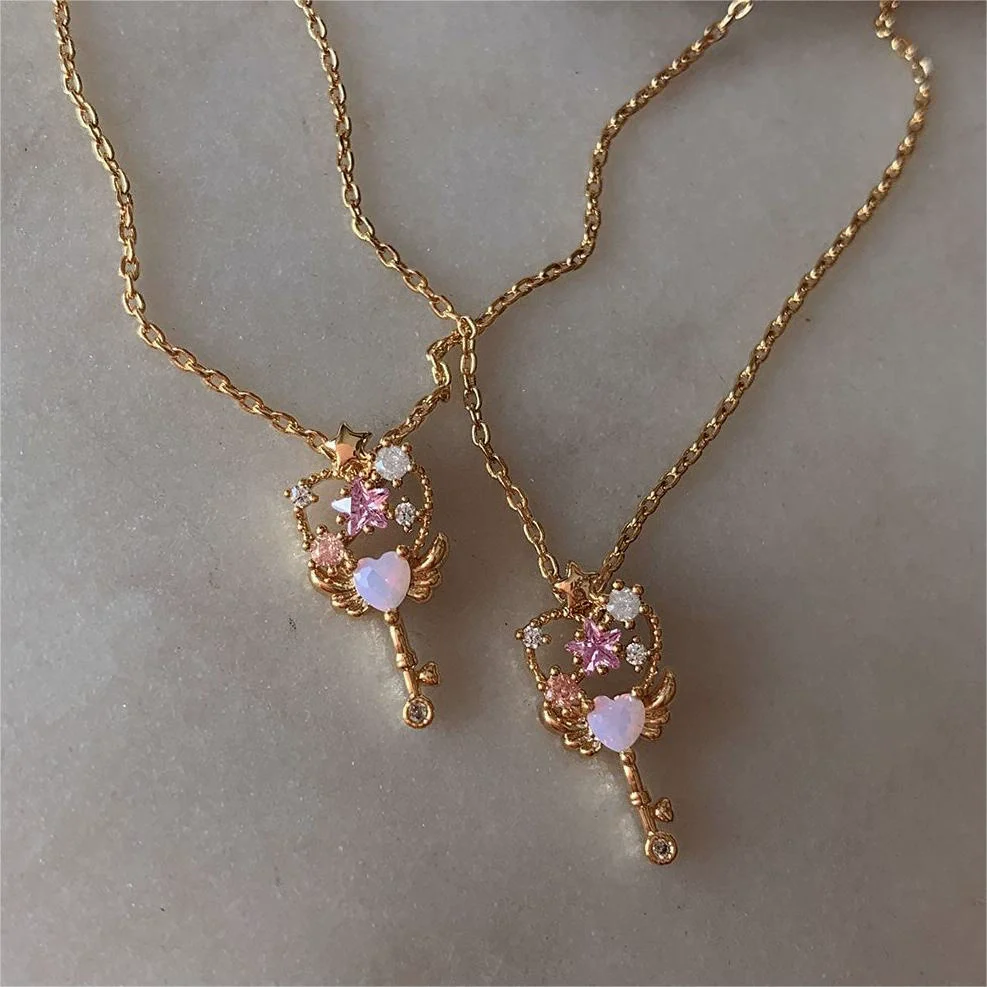 Wholesale Women's Cute Copper Electroplated Ushaped Key Pendant Ochain Necklace - Image 3