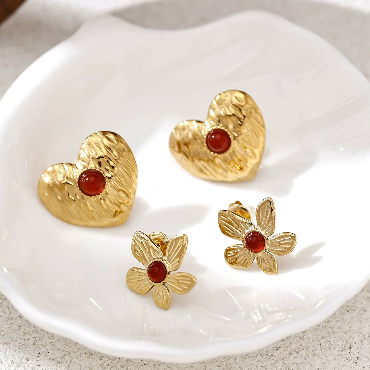 Wholesale Women's Cute Geometric Heart Star Stainless Steel Electroplated Earrings - Image 2