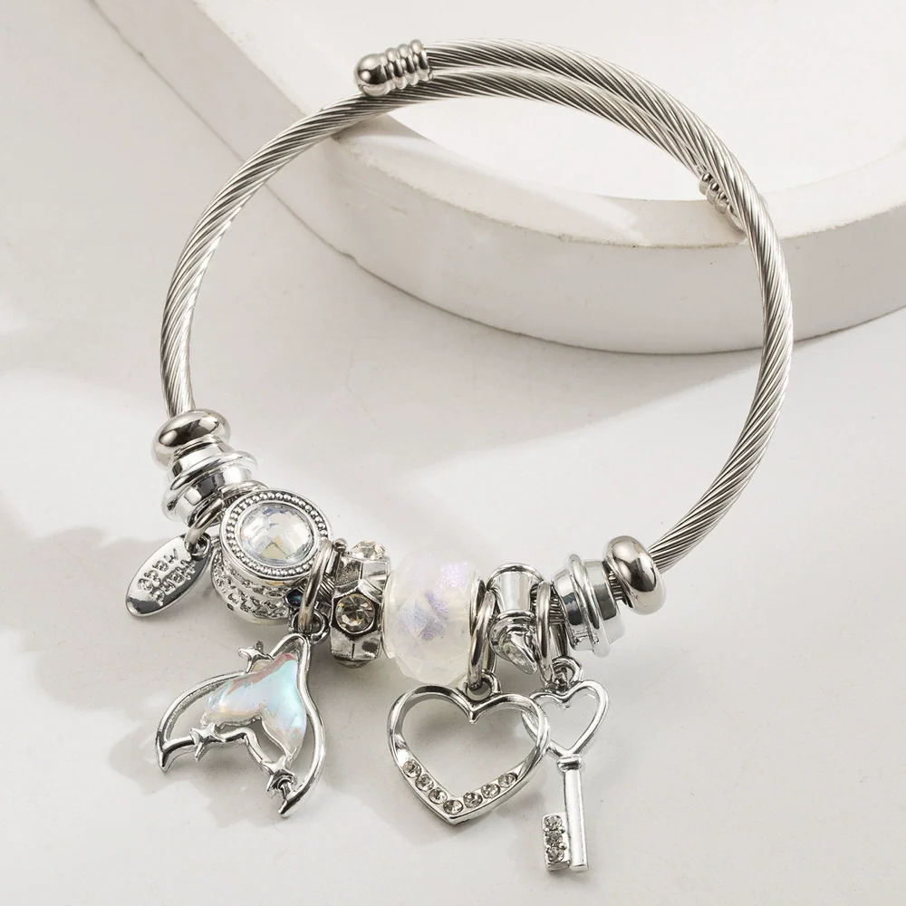 Wholesale Women's Diamond Elegant Fishtail Love Pendant Bracelet Made Of Alloy Stainless Steel - Image 6