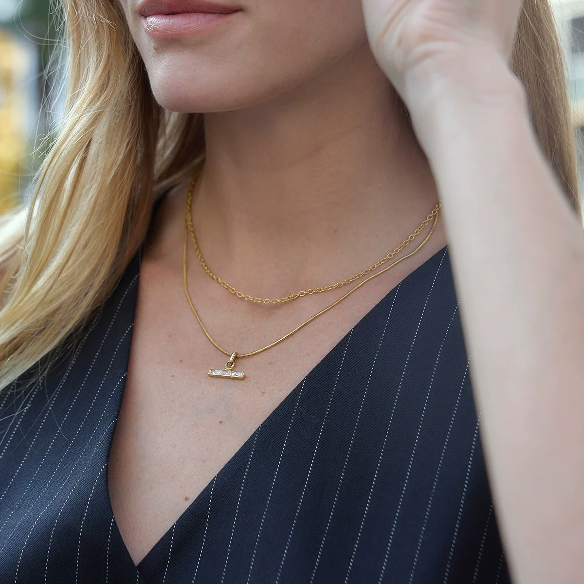 Wholesale Women's Doublelayered Tbar Geometric Stainless Steel Necklace With Pvd Furnace Vacuum Real Gold Plating - Image 3