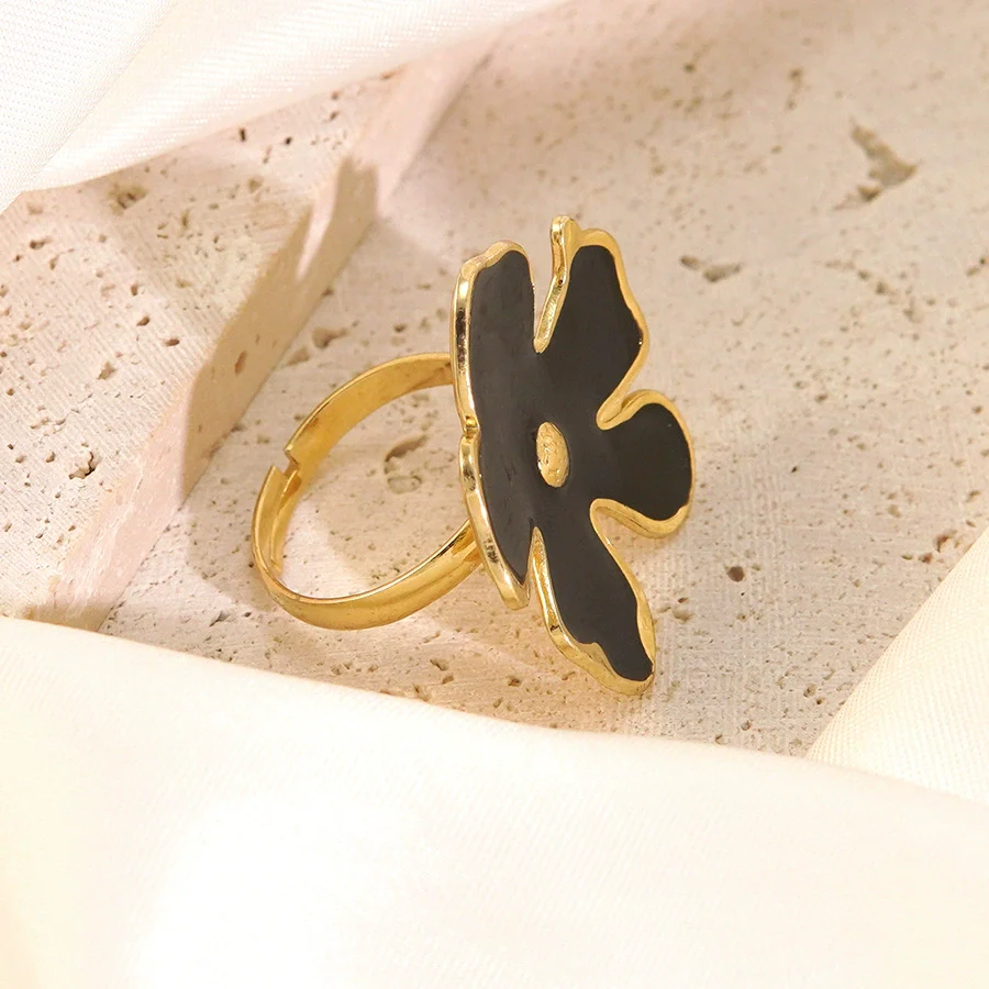 Wholesale Women's Dripping Oil Flower Stainless Steel Ring Hand Jewelry - Image 4
