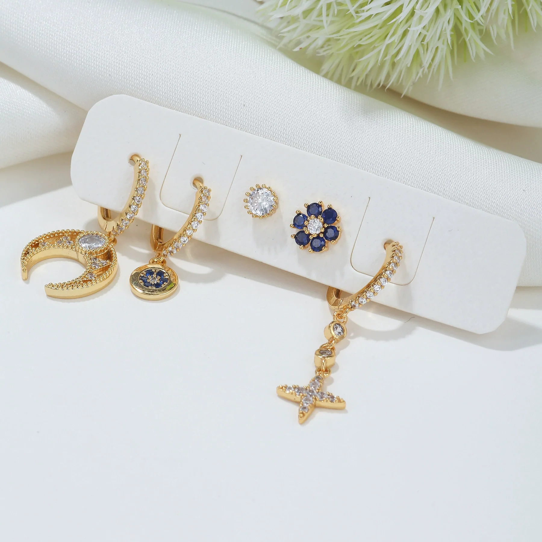 Wholesale Women's Earrings Set Copper S925 Silver Needle Microinlaid Zircon Flower Design - Image 2