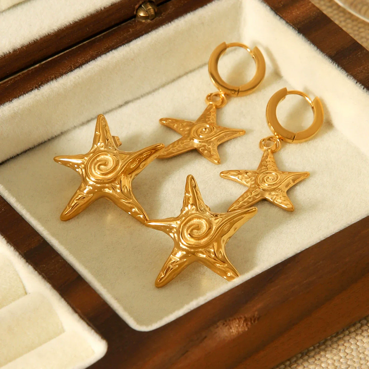 Wholesale Women's Electroplated Geometric Starfish Stainless Steel Earrings - Image 3