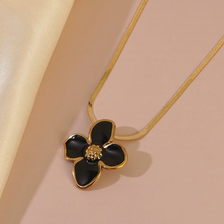 Wholesale Women's Electroplated Stainless Steel Snake Bone Chain Fourpetal Flower Necklace - Image 2