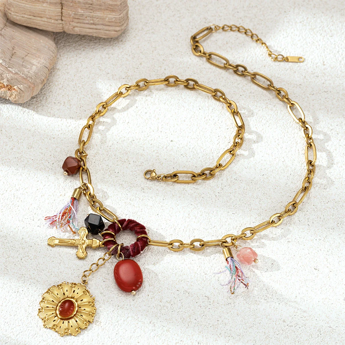 Wholesale Women's Electroplated Titanium Steel Flower Necklace - Image 2