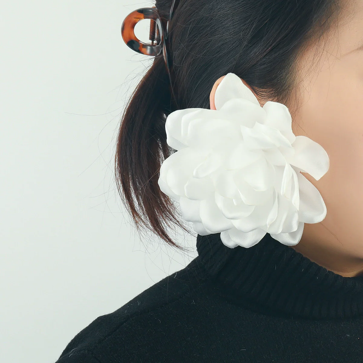 Wholesale Women's Fashion Fabric Handmade Flower Petals Earrings - Image 6