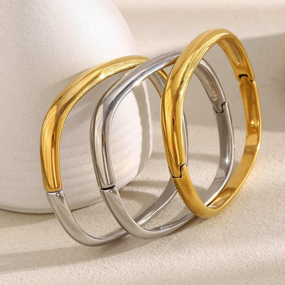 Wholesale Women's Fashion Geometric Asymmetrical Round Buckle Stainless Steel 18K Gold Plated Hand Bracelet - Image 3