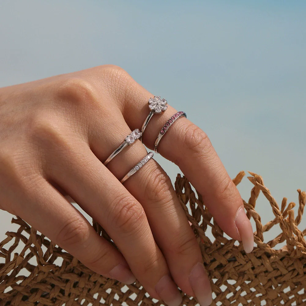Wholesale Women's Fashion Geometric Ferris Wheel Water Drop Flower Opening Ring Stainless Steel 18K Gold Plated - Image 3