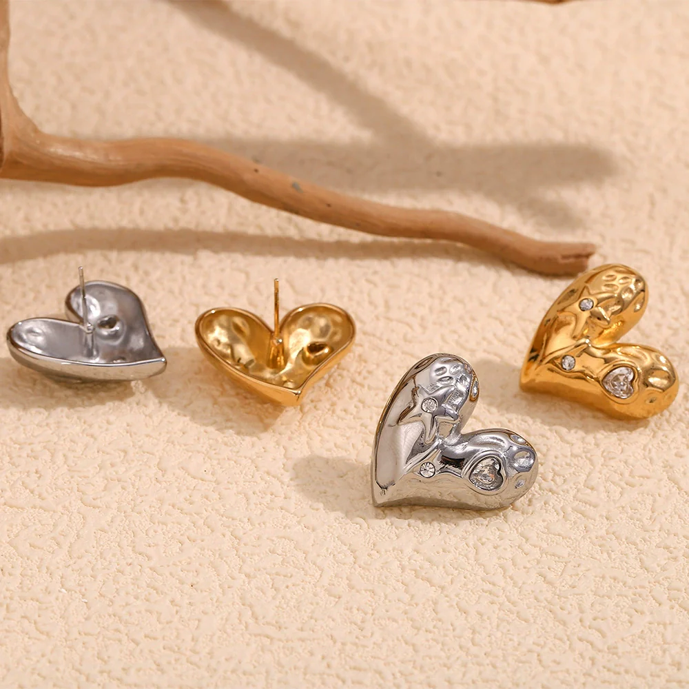 Wholesale Women's Fashion Geometric Heart Shape Stainless Steel 18K Gold Plated Earrings - Image 4