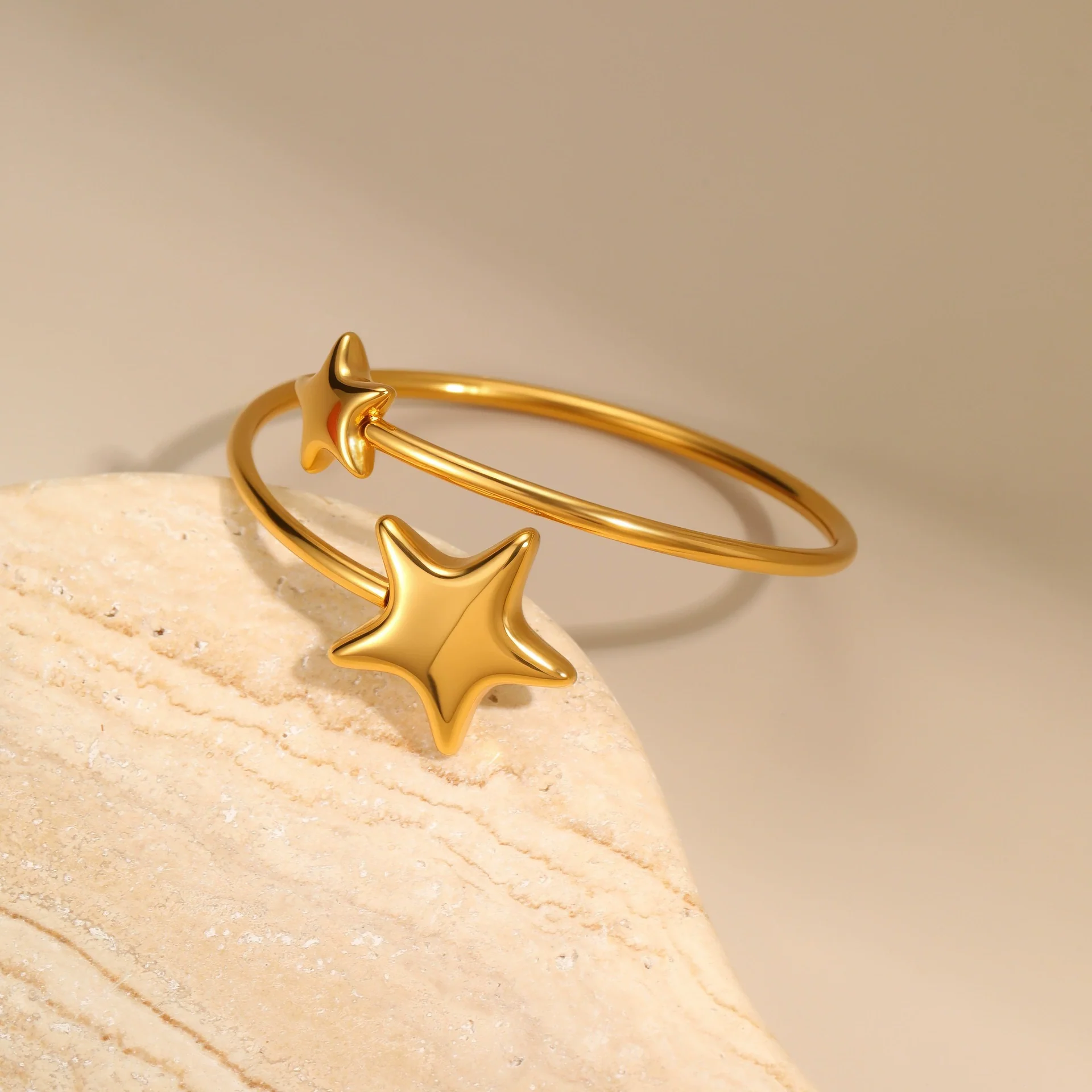 Wholesale Women's Fashion Geometric Heartshaped Fivepointed Star Stainless Steel 18K Gold Plated Bracelet Jewelry - Image 4