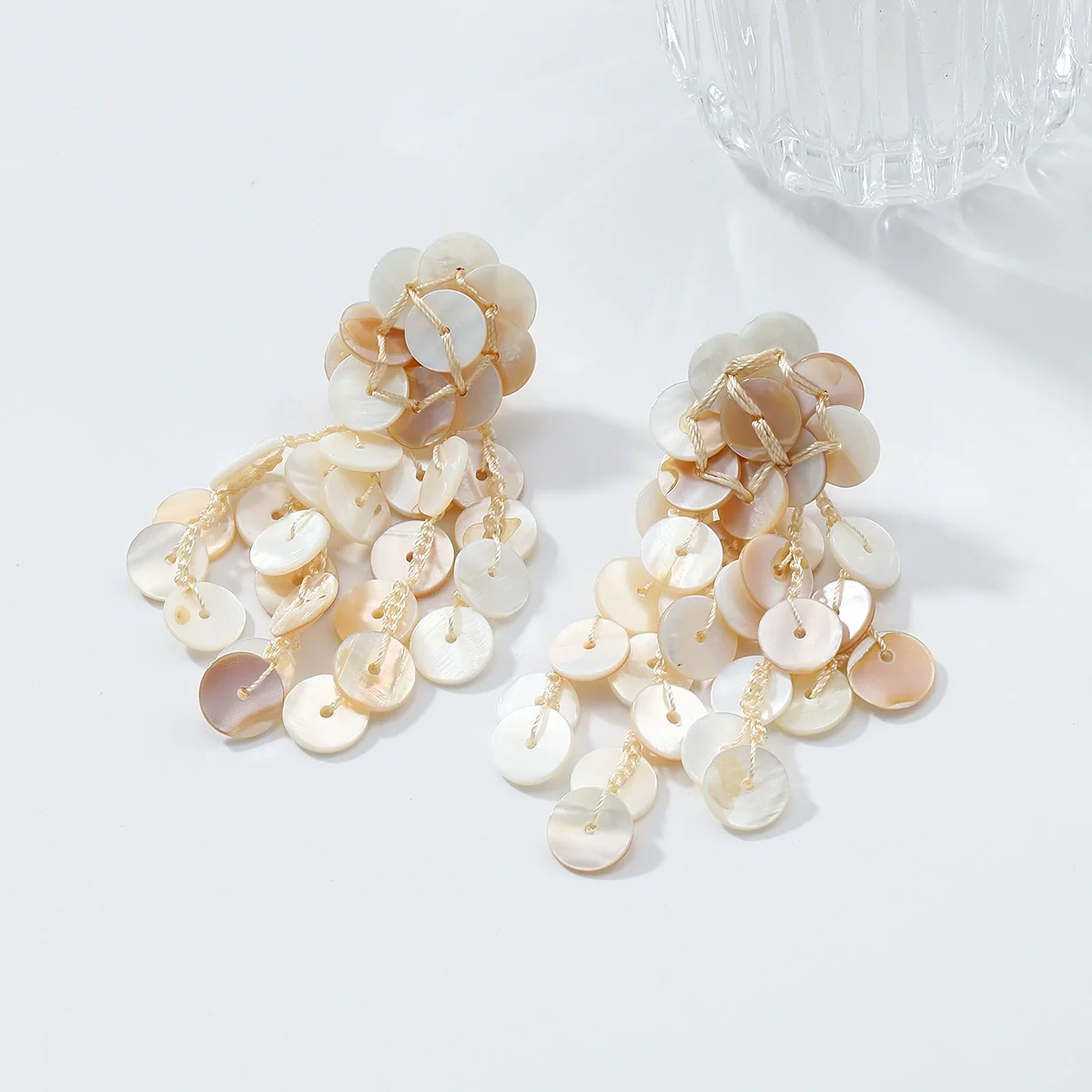 Wholesale Women's Fashion Geometric Plastic And Resin Handwoven Earrings With Multilayered Tassels - Image 4