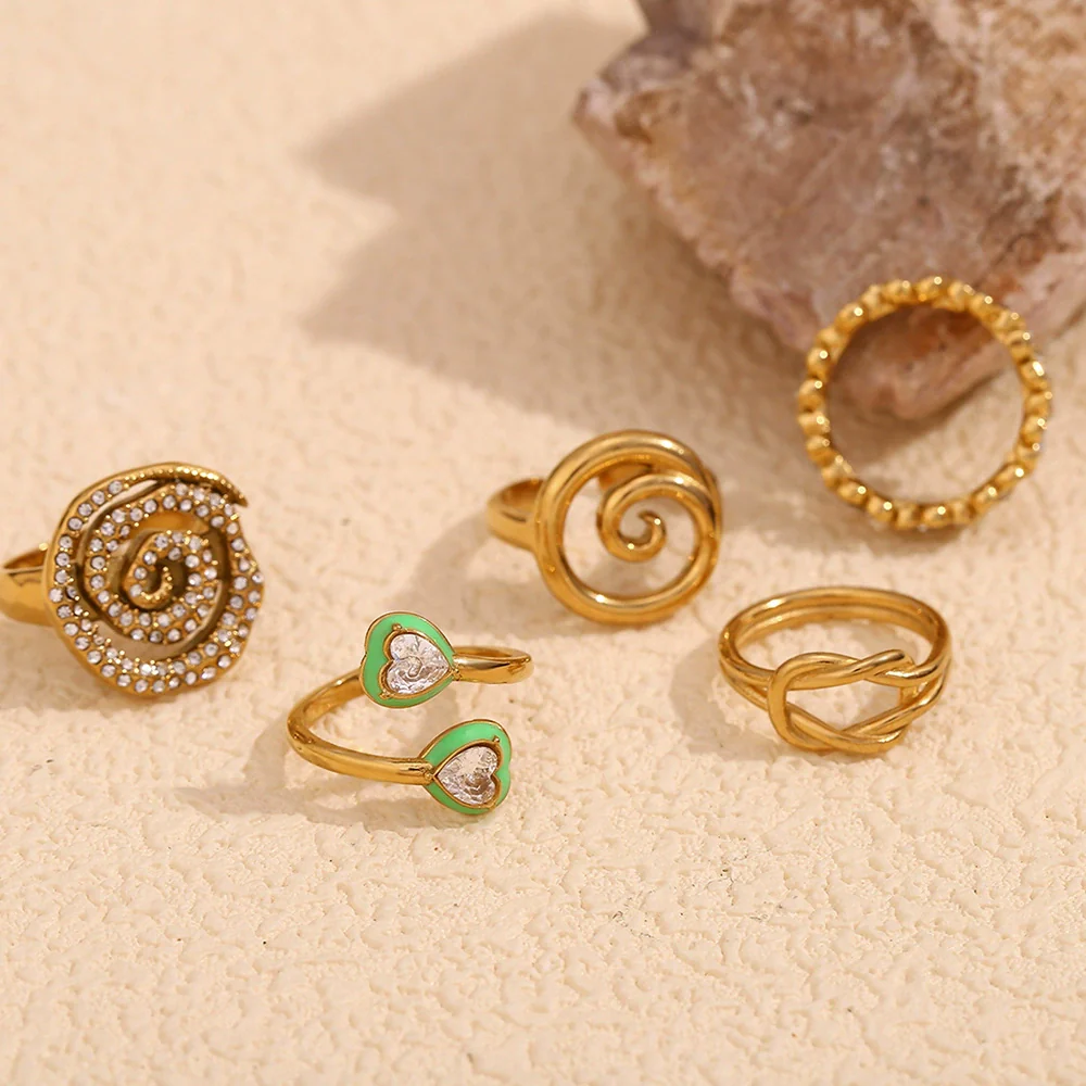 Wholesale Women's Fashion Geometric Stainless Steel 18K Gold Electroplated Swirl Knotted Daisy Ring - Image 4