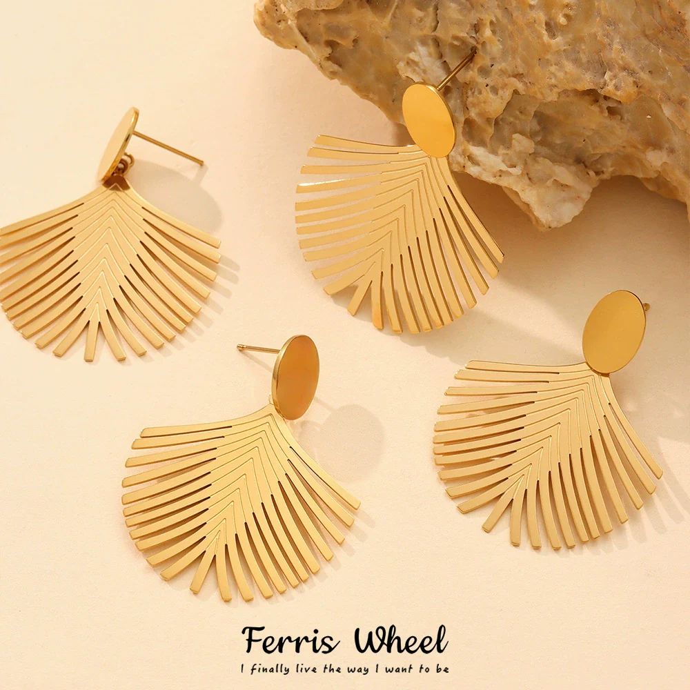 Wholesale Women's Fashion Geometric Stainless Steel Electroplated Ferris Wheel Coconut Leaf Texture Earrings