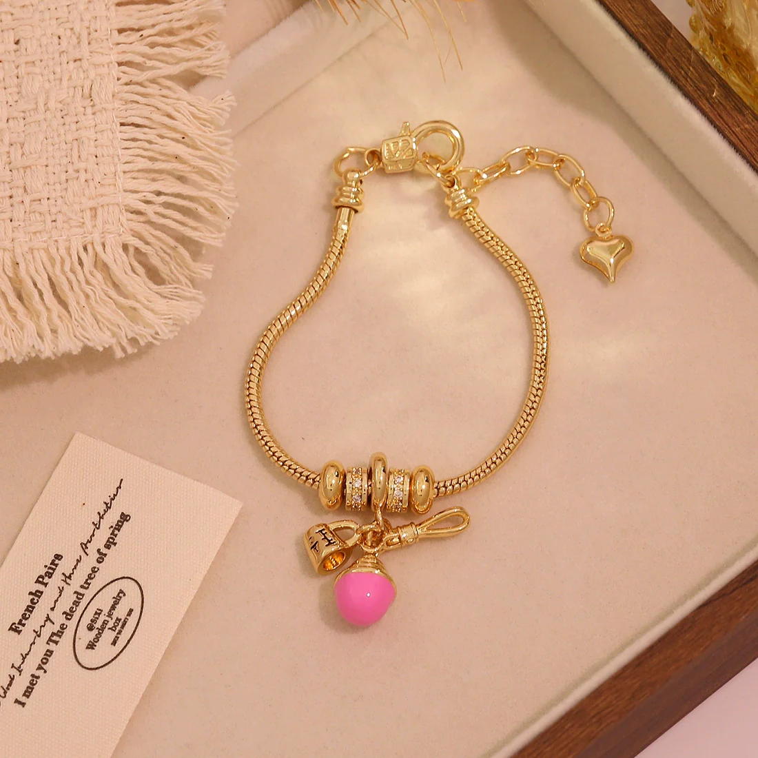 Wholesale Women's Fashion Gold Plated Copper Flower Butterfly Pendant Bracelet With Real Gold Plating - Image 4