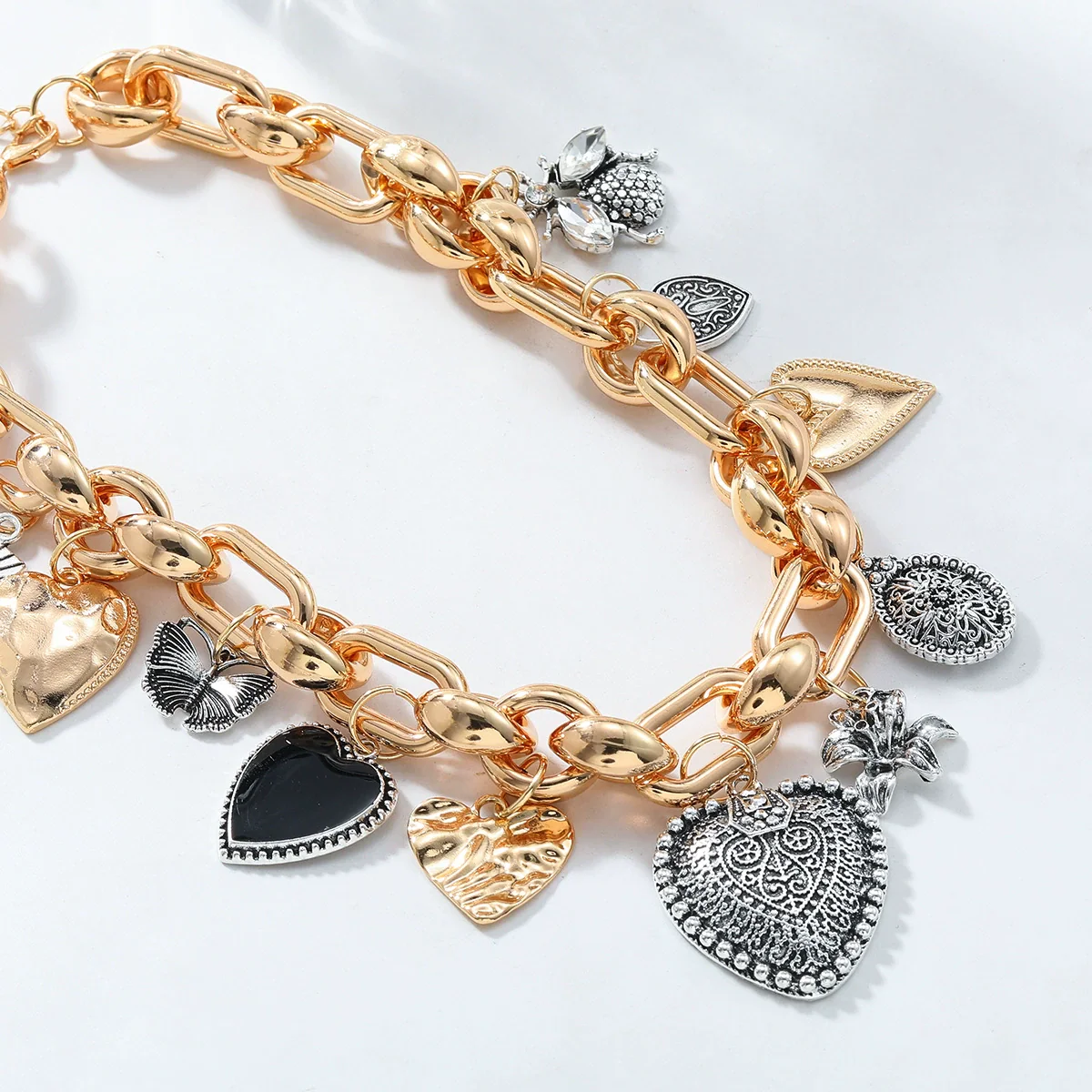 Wholesale Women's Fashion Ol Zinc Alloy Heart Shape Electroplated Multi Layer Love Clavicle Necklace - Image 2