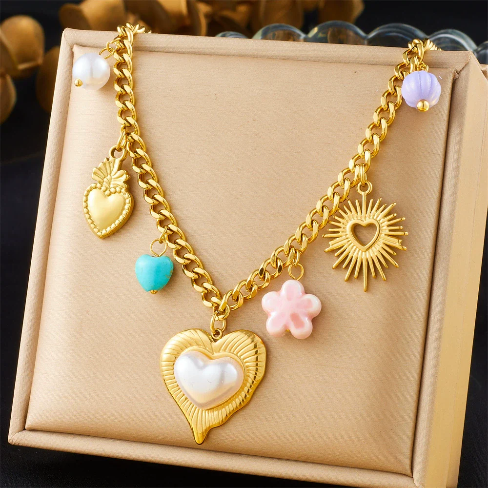 Wholesale Women's Fashion Retro Exaggerated Gold Electroplated Stainless Steel Chain Necklace With Star And Heart Elements - Image 13