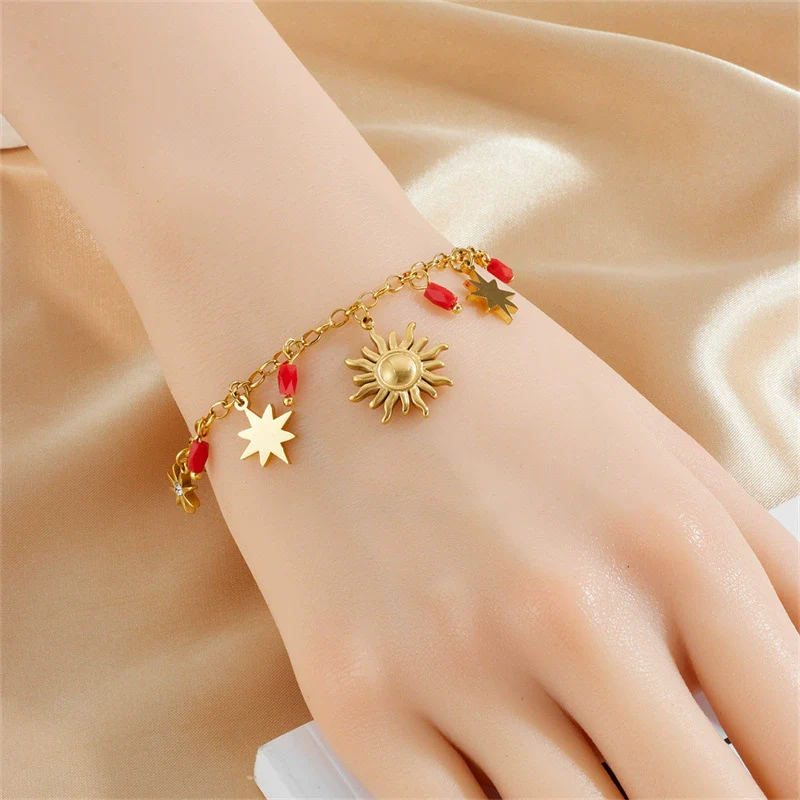 Wholesale Women's Fashion Retro Facet Star Pendant Chain Stainless Steel Electroplated Jewelry Bracelet - Image 3