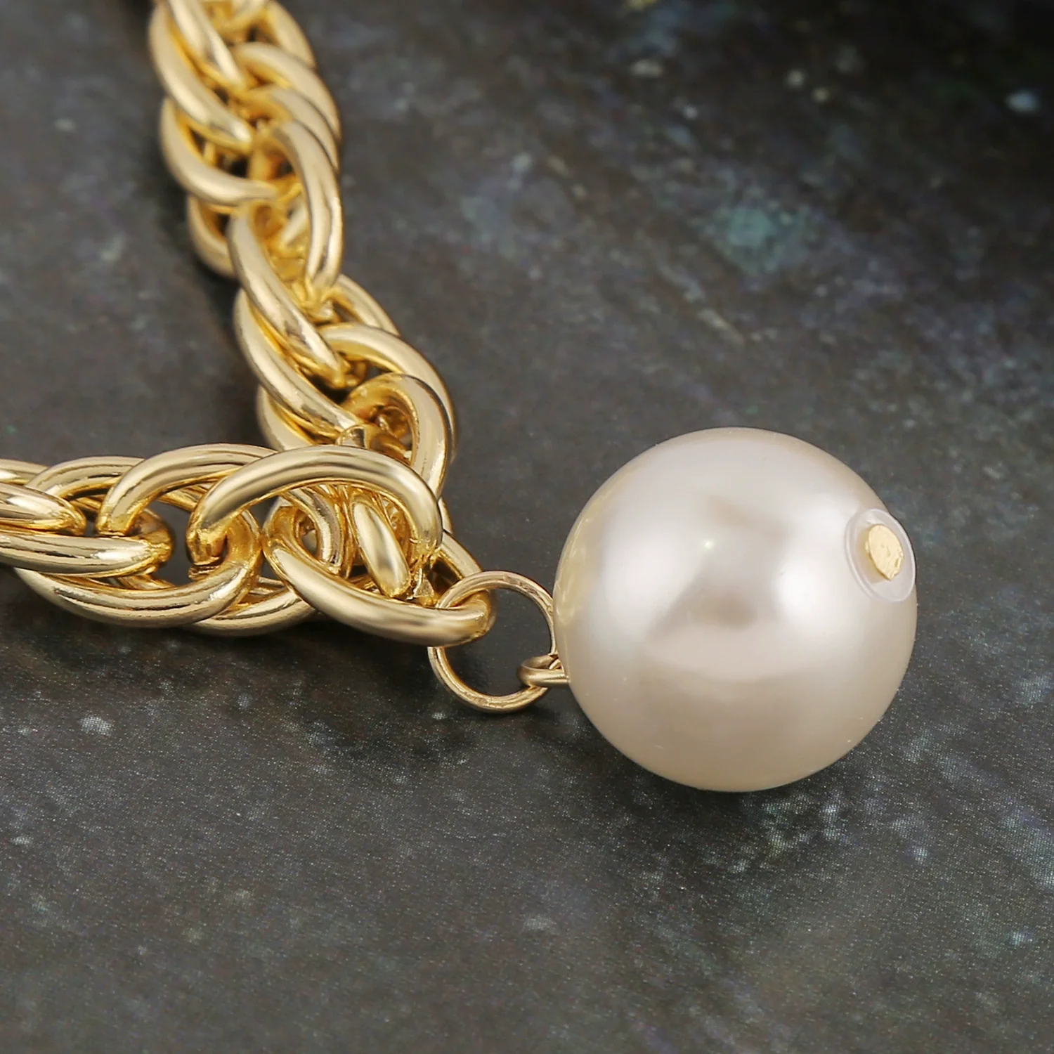 Wholesale Women's Fashion Simple Pearl Heartpatterned Electroplated Bracelet Jewelry - Image 3