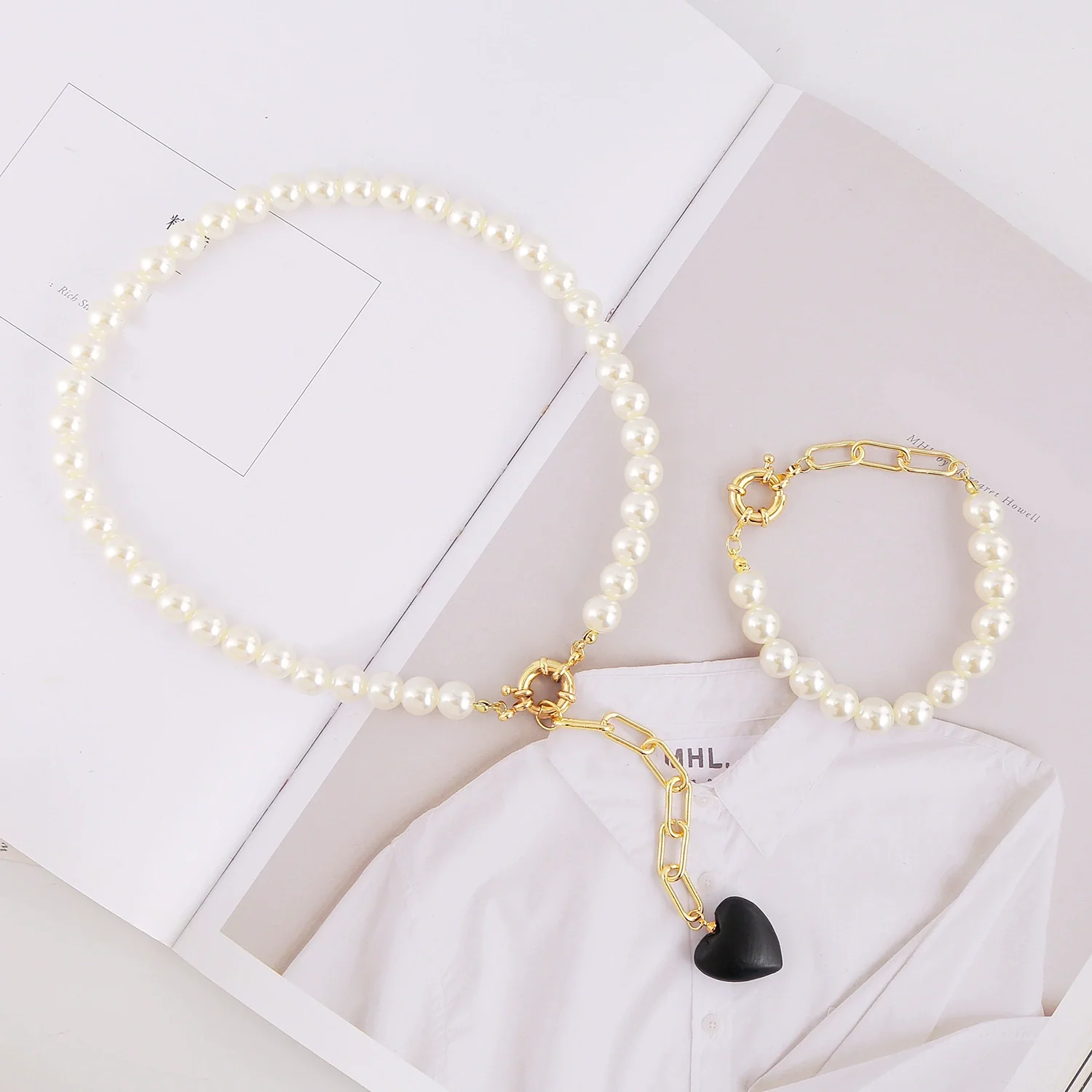 Wholesale Women's Fashion Simple Pearl Heartpatterned Electroplated Bracelet Jewelry - Image 4
