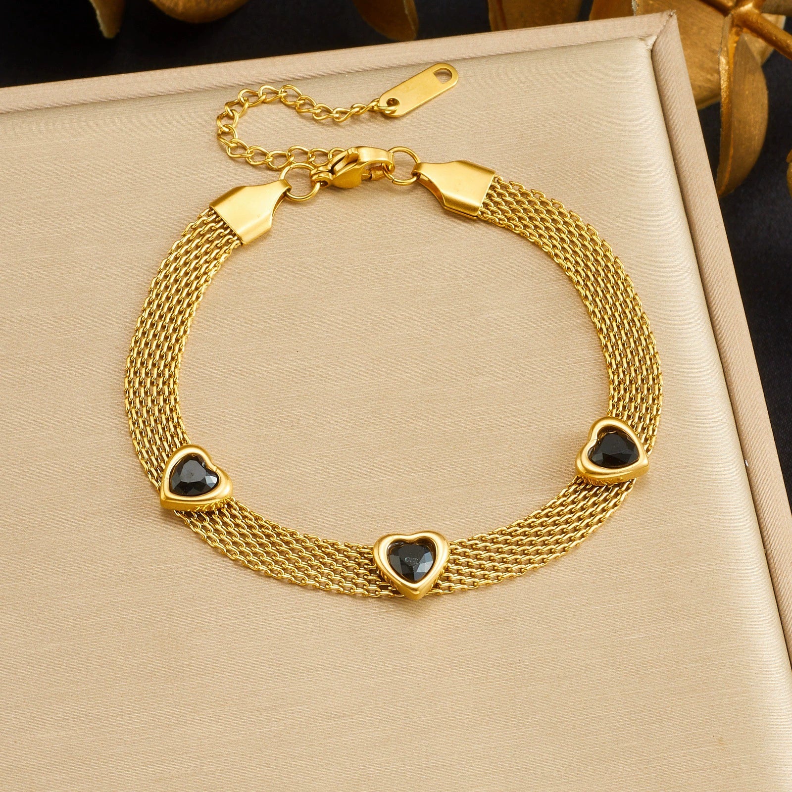 Wholesale Women's Fashionable Heartshaped Gold Plated Stainless Steel Jewelry Bracelet - Image 6
