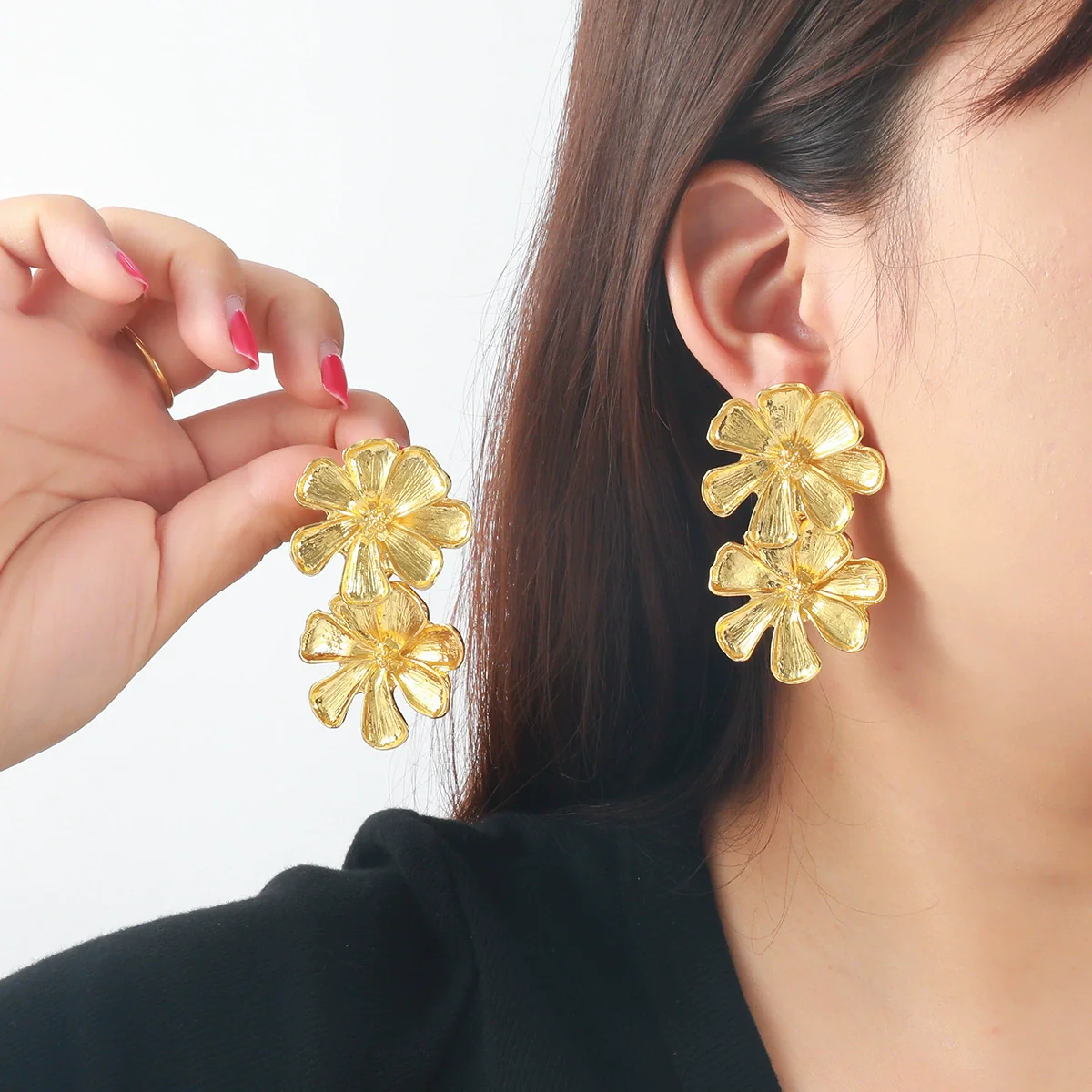 Wholesale Women's Floral Multilayer Earrings Zinc Alloy Retro Style Electroplated