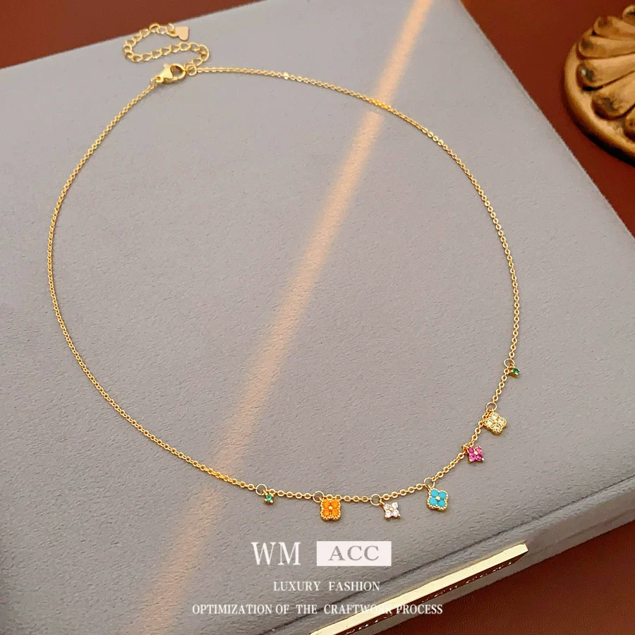 Wholesale Women's Flower Pendant Necklace Copper 925 Silver Zirconia Highend Retro Style