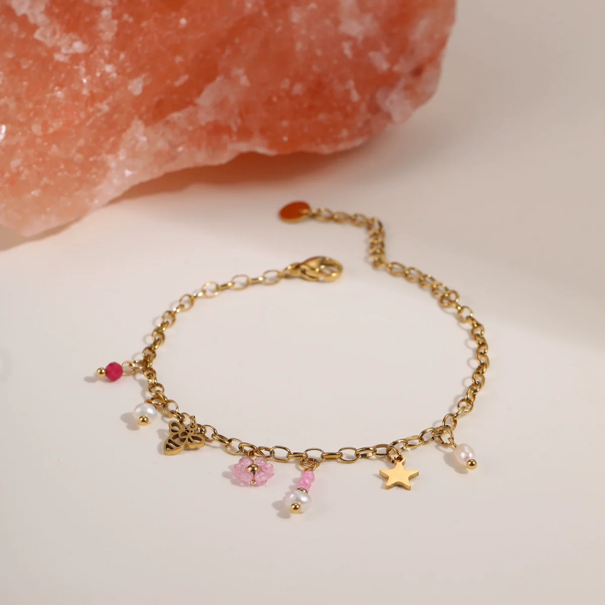 Wholesale Women's Fresh And Clean Aesthetic Flower Pattern Stainless Steel 18K Gold Electroplated Bracelet - Image 4