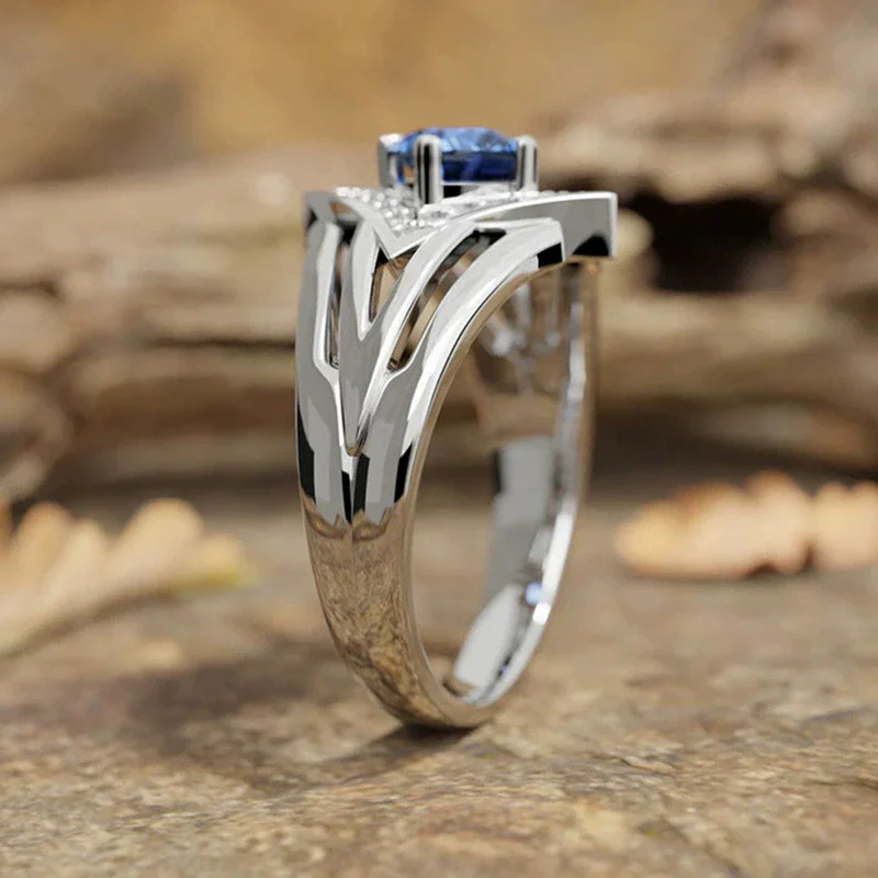 Wholesale Women's Futuristic Popular Copper Ring With Rhombus Geometric Microinlaid Zircon And Multilayer Design - Image 3