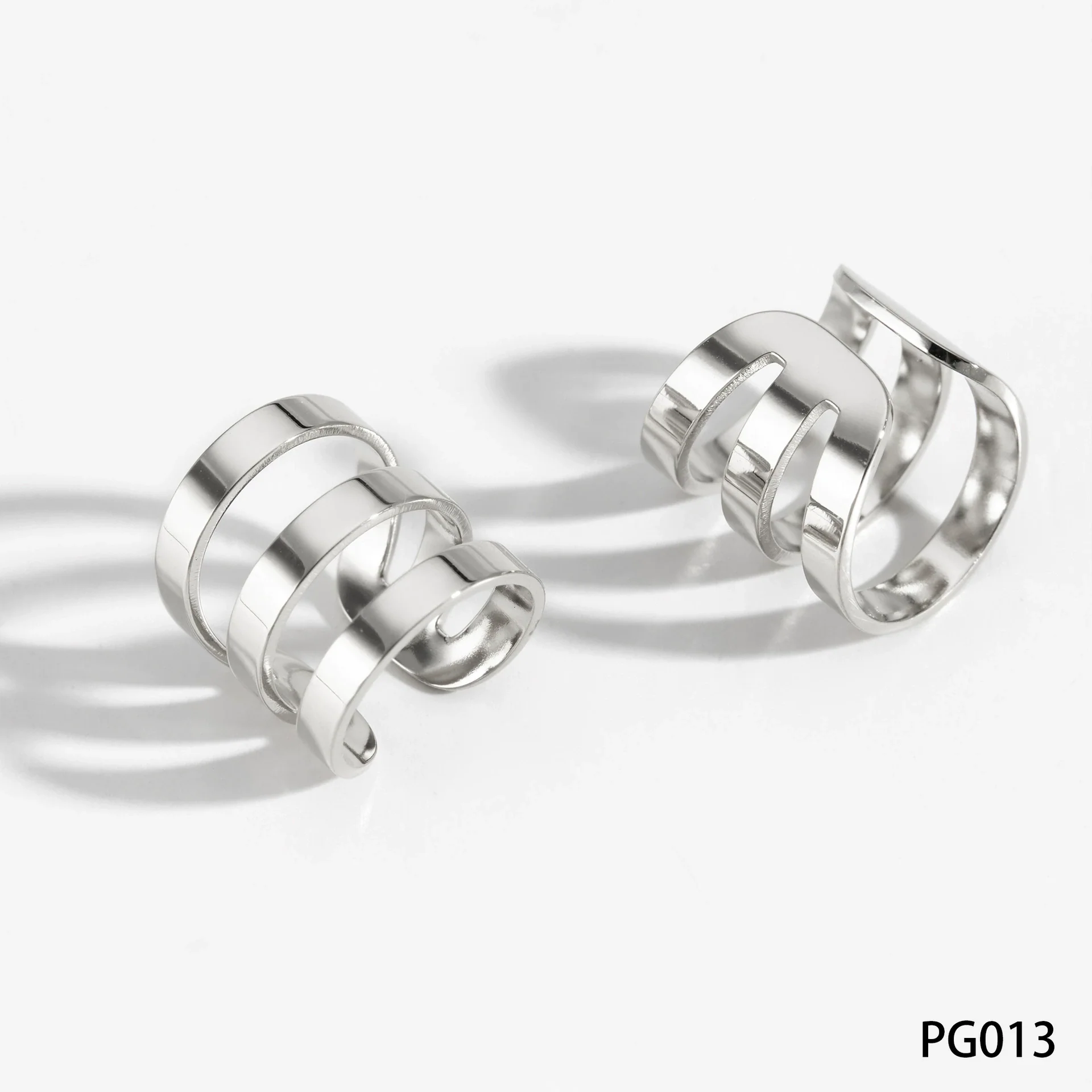 Wholesale Women's Geometric 316 Stainless Steel Real Gold Plated Earrings With Simple Design - Image 6