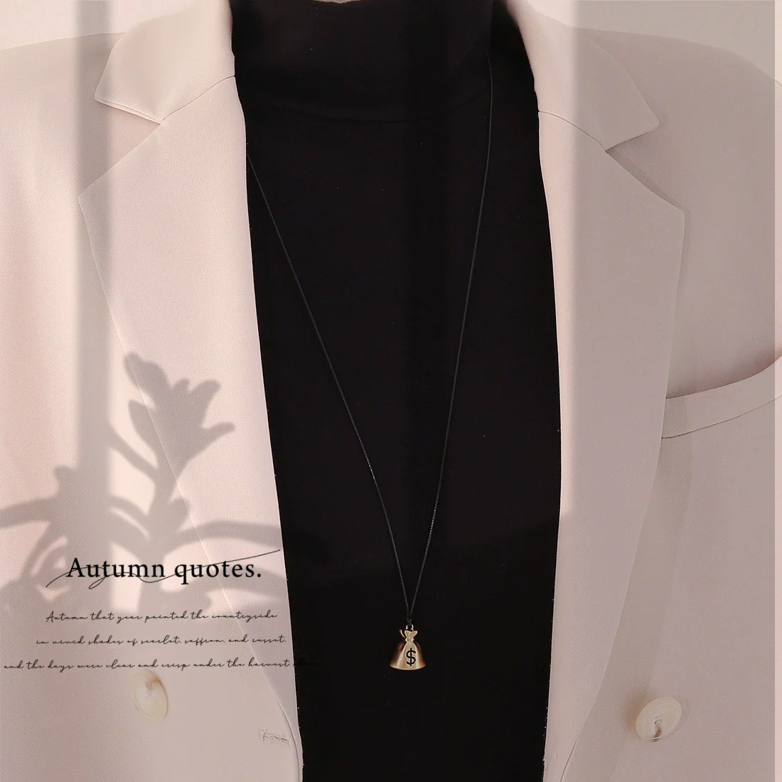 Wholesale Women's Geometric Alloy Money Bag Pendant Necklace Sweater Chain Accessories