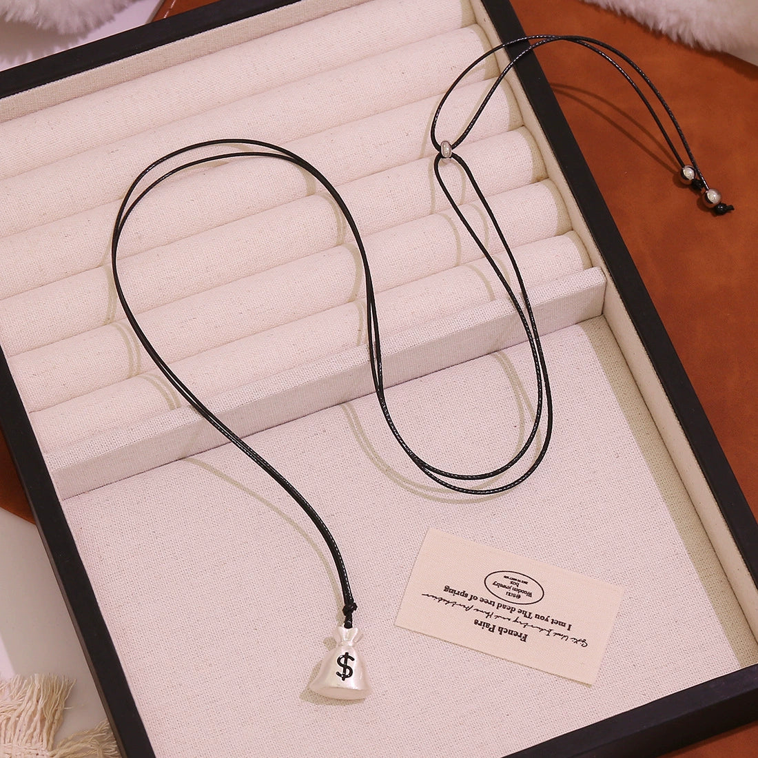 Wholesale Women's Geometric Alloy Money Bag Pendant Necklace Sweater Chain Accessories - Image 6