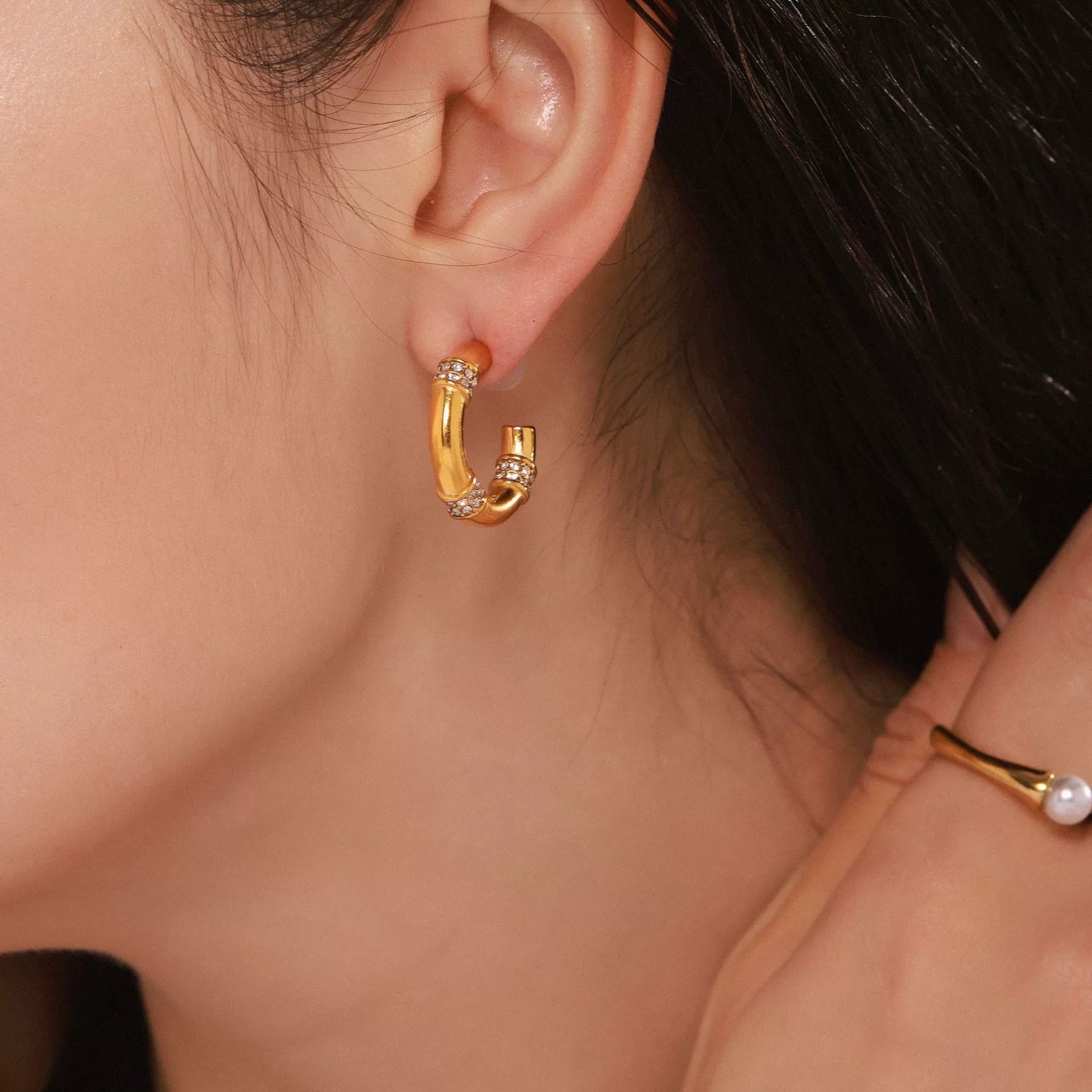 Wholesale Women's Geometric And Ushaped Stainless Steel Electroplated Ferris Wheel Cshaped Diamond Earrings - Image 6
