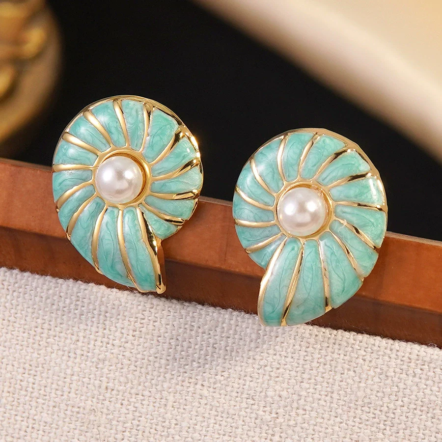Wholesale Women's Geometric Animal Style Oil Dripping Plastic Resin Stainless Steel Conch Earrings - Image 7