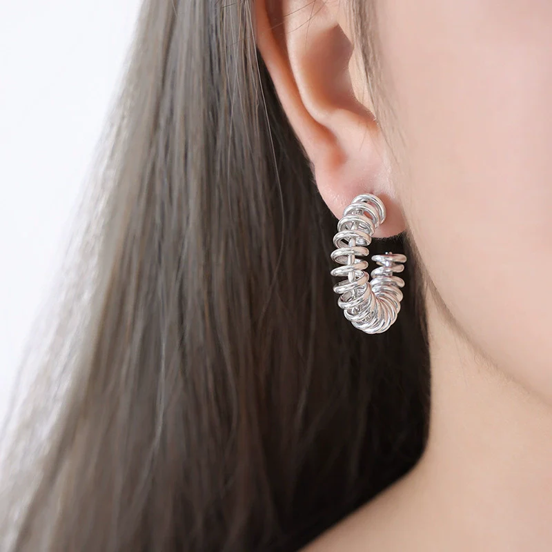Wholesale Women's Geometric C Shaped Hollow Titanium Steel 18K Gold Electroplated Earrings - Image 9