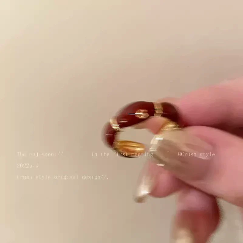 Wholesale Women's Geometric Copper Finger Ring With Red Drop Glaze And Electroplating - Image 5