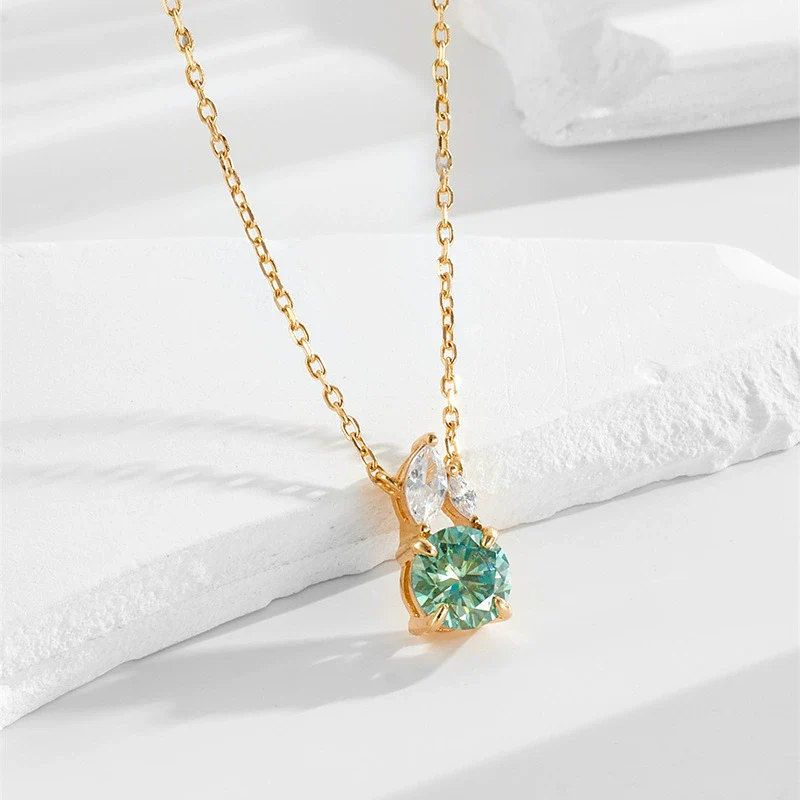 Wholesale Women's Geometric Cross Chain 925 Silver Electroplated Moissanite Clavicle Necklace - Image 2