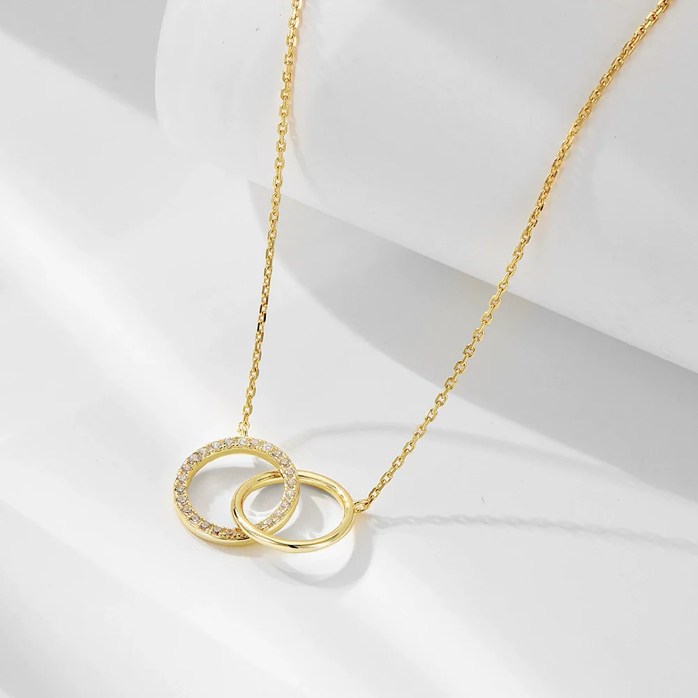 Wholesale Women's Geometric Diamond Cross Chain Necklace Made Of 925 Sterling Silver