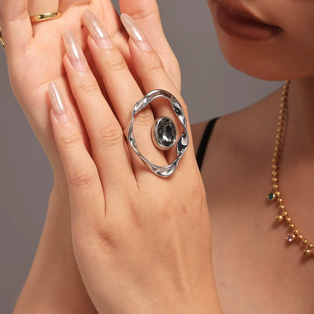 Wholesale Women's Geometric Ferris Wheel Exaggerated Ring With Copper And Czech Diamond Real Gold Electroplated - Image 2