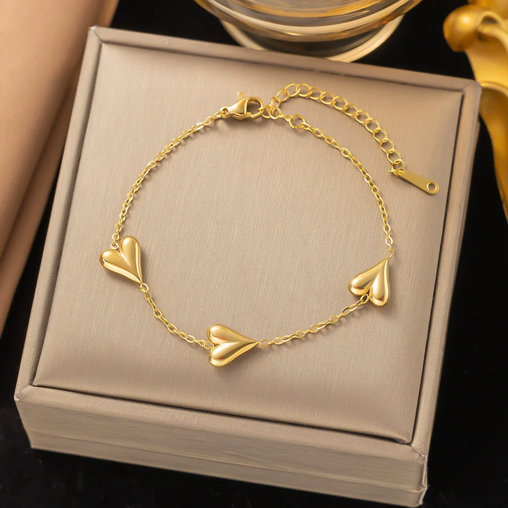 Wholesale Women's Geometric Heart Shape Electroplated Titanium Steel Bracelet Highend Accessory - Image 33