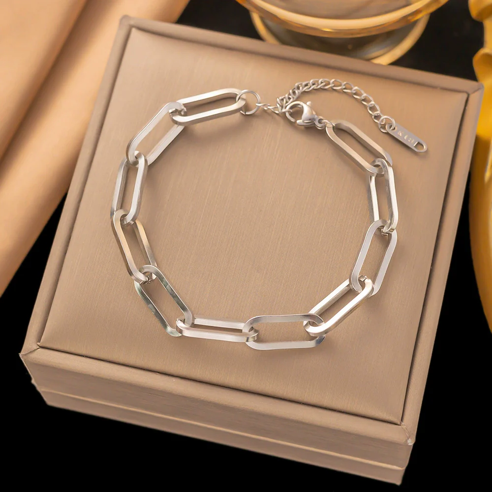 Wholesale Women's Geometric Heart Shape Electroplated Titanium Steel Bracelet Highend Accessory - Image 6