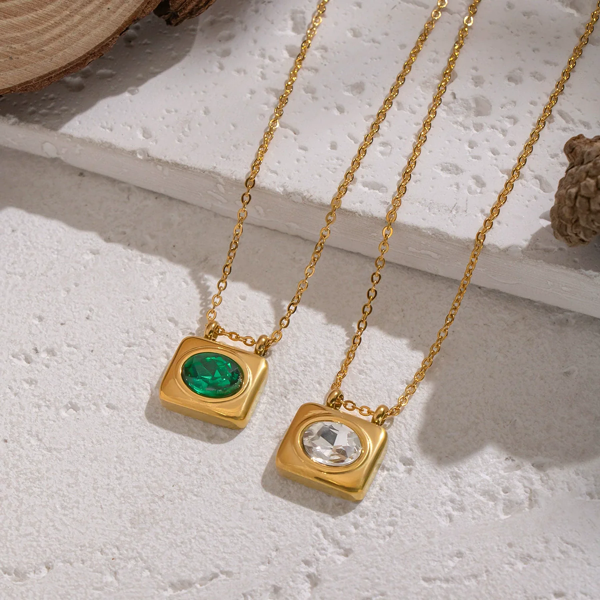 Wholesale Women's Geometric Heart Shape Zircon Pendant Necklace With Oshaped Stainless Steel Chain Real Gold Plated - Image 2