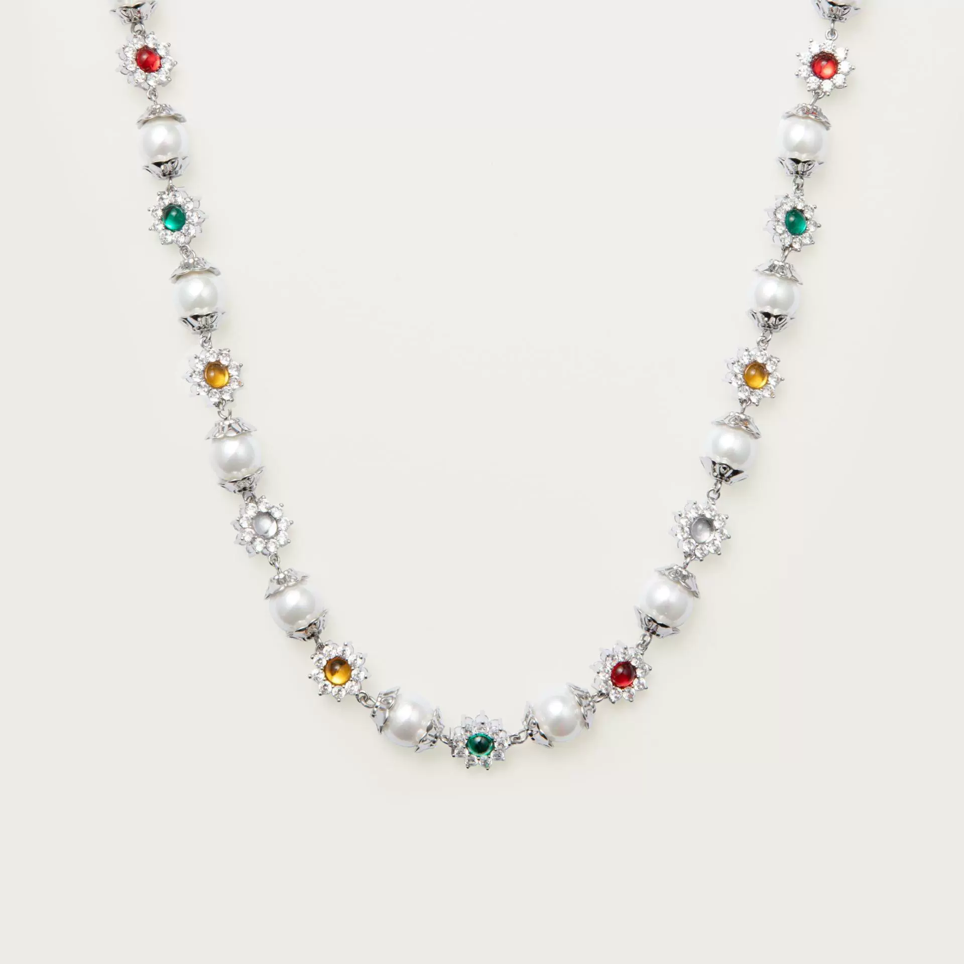 Wholesale Women's Geometric Imitation Pearl Electroplated 18K Gold Hand Chain Necklace - Image 7