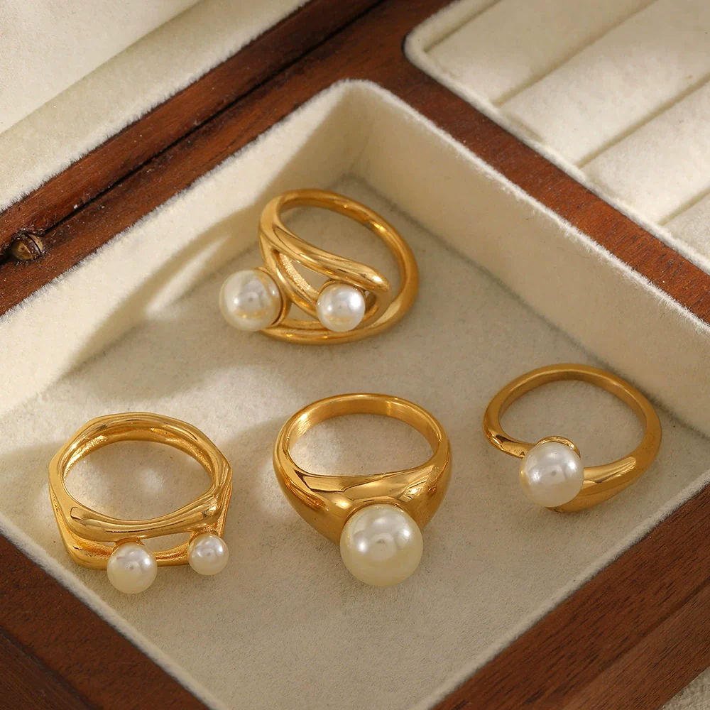 Wholesale Women's Geometric Imitation Pearl Ring 18K Gold Plated Cast Titanium Steel Jewelry With Pvd Furnace Vacuum Real Gold Plating - Image 2