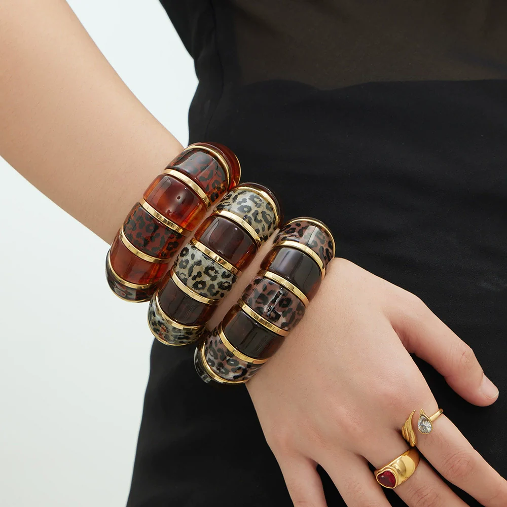 Wholesale Women's Geometric Leopard Print Stainless Steel Resin 18K Gold Plated Bracelet - Image 3